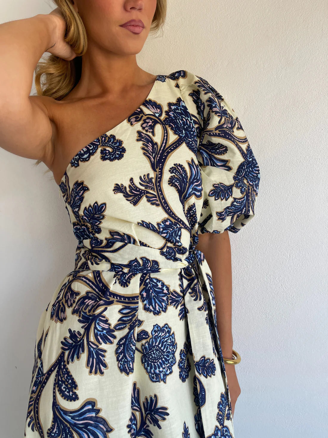 By Nicola Isla Maxi