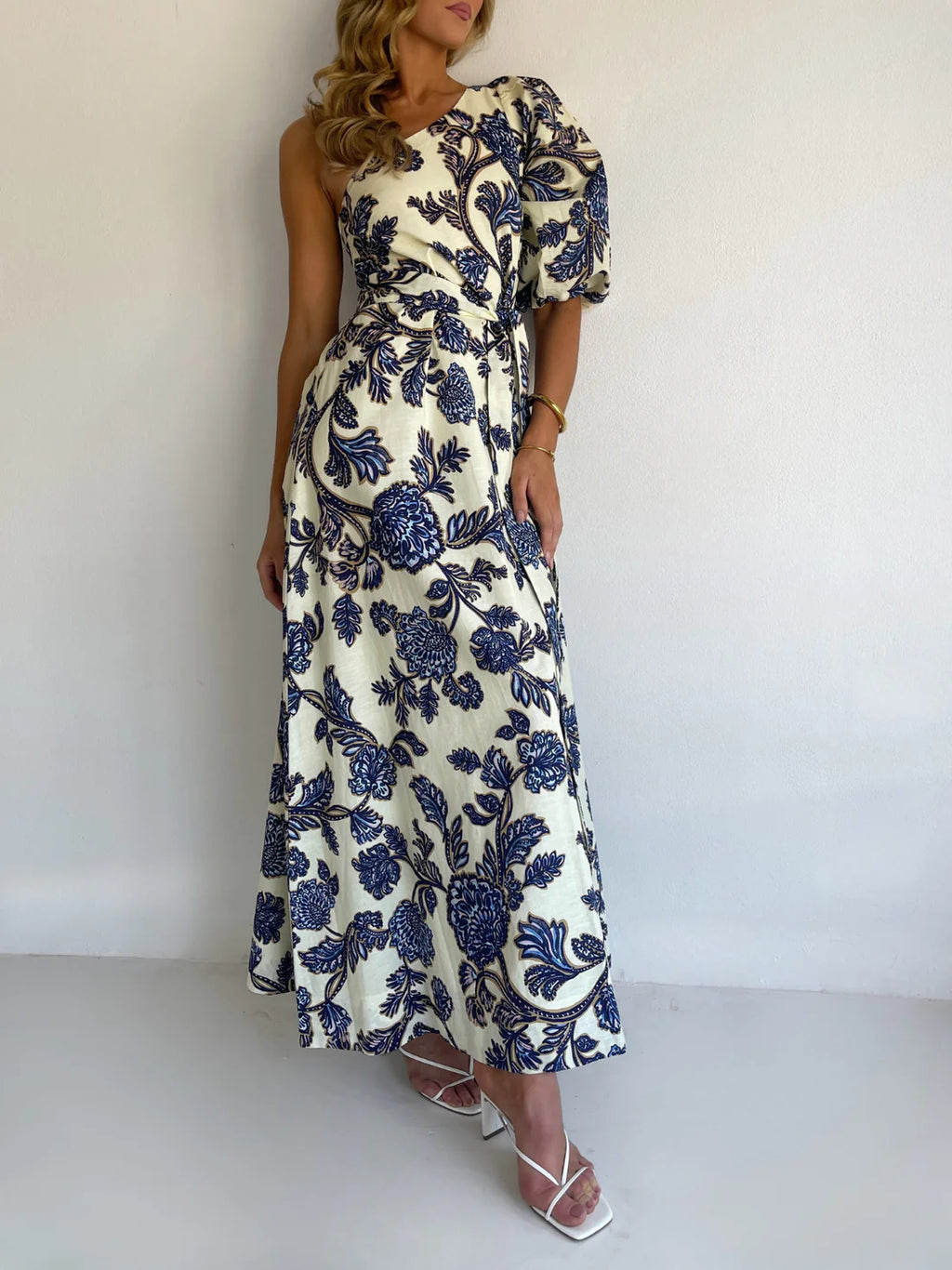 By Nicola Isla Maxi