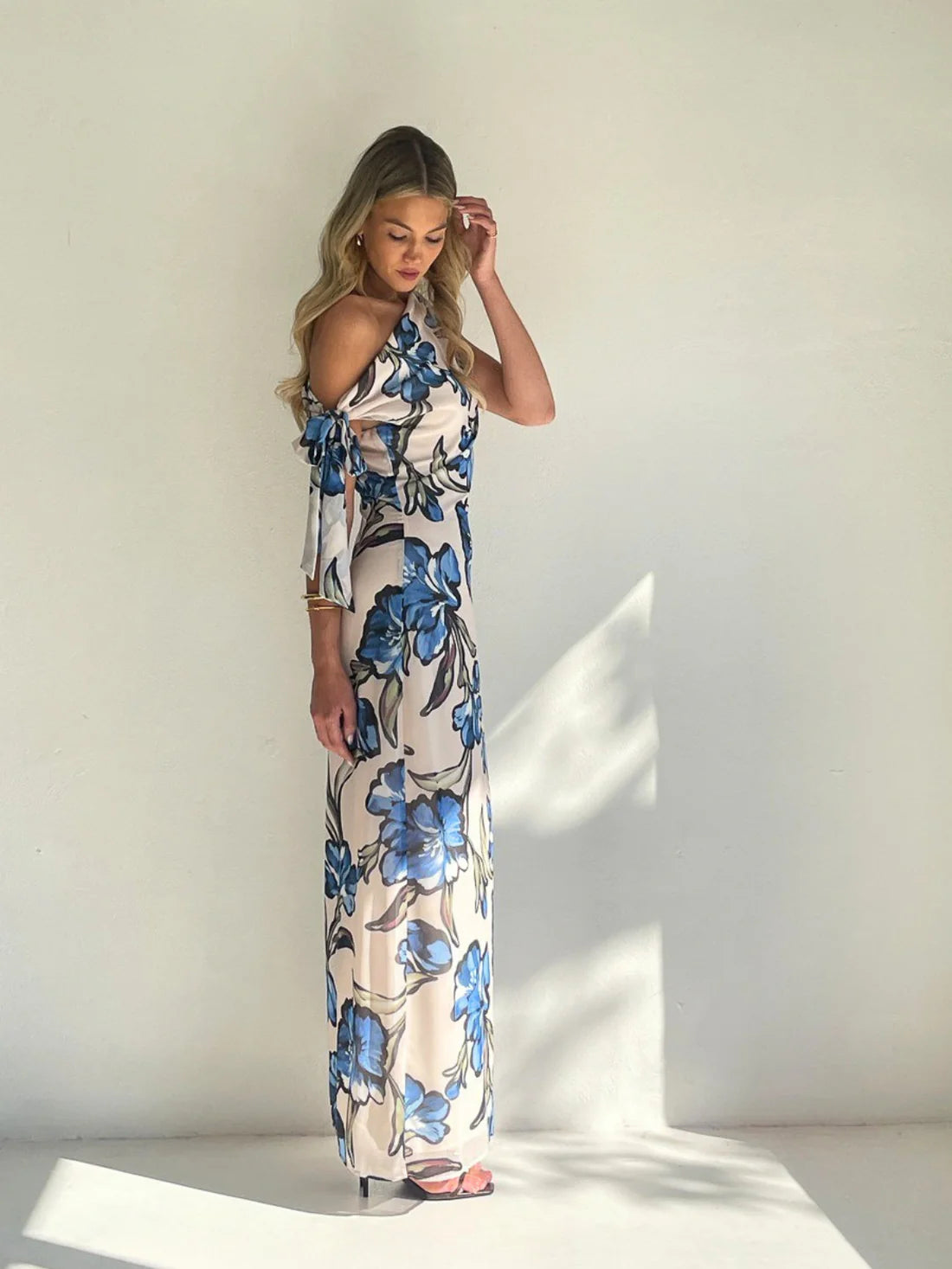 By Nicola Hayley Tie Maxi Dress Wakiki Floral