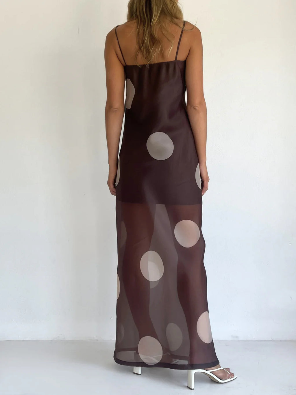 By Nicola Mila Maxi