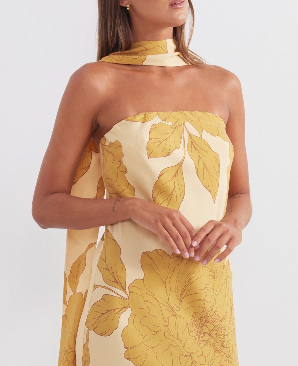 Pasduchas Soiree Midi Dress