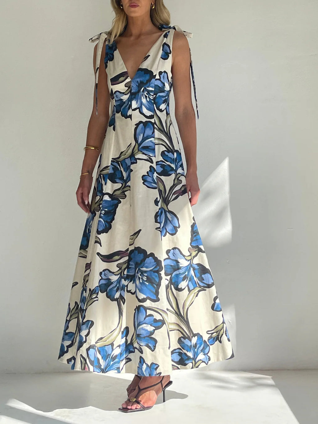 By Nicola Adeline Maxi Dress Wakiki Floral