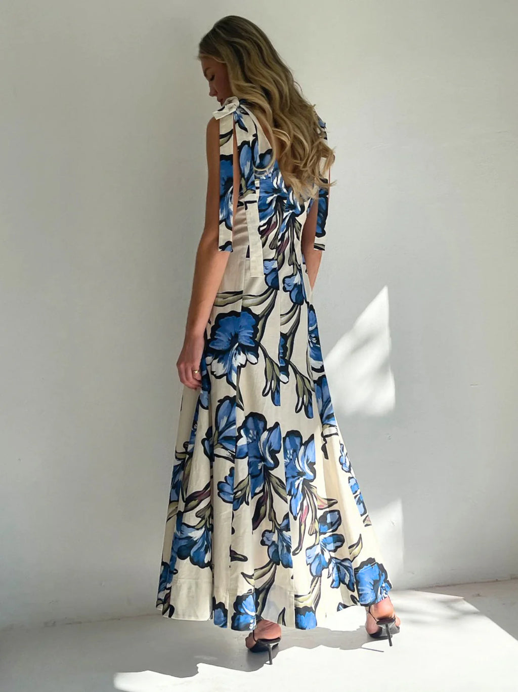 By Nicola Adeline Maxi Dress Wakiki Floral
