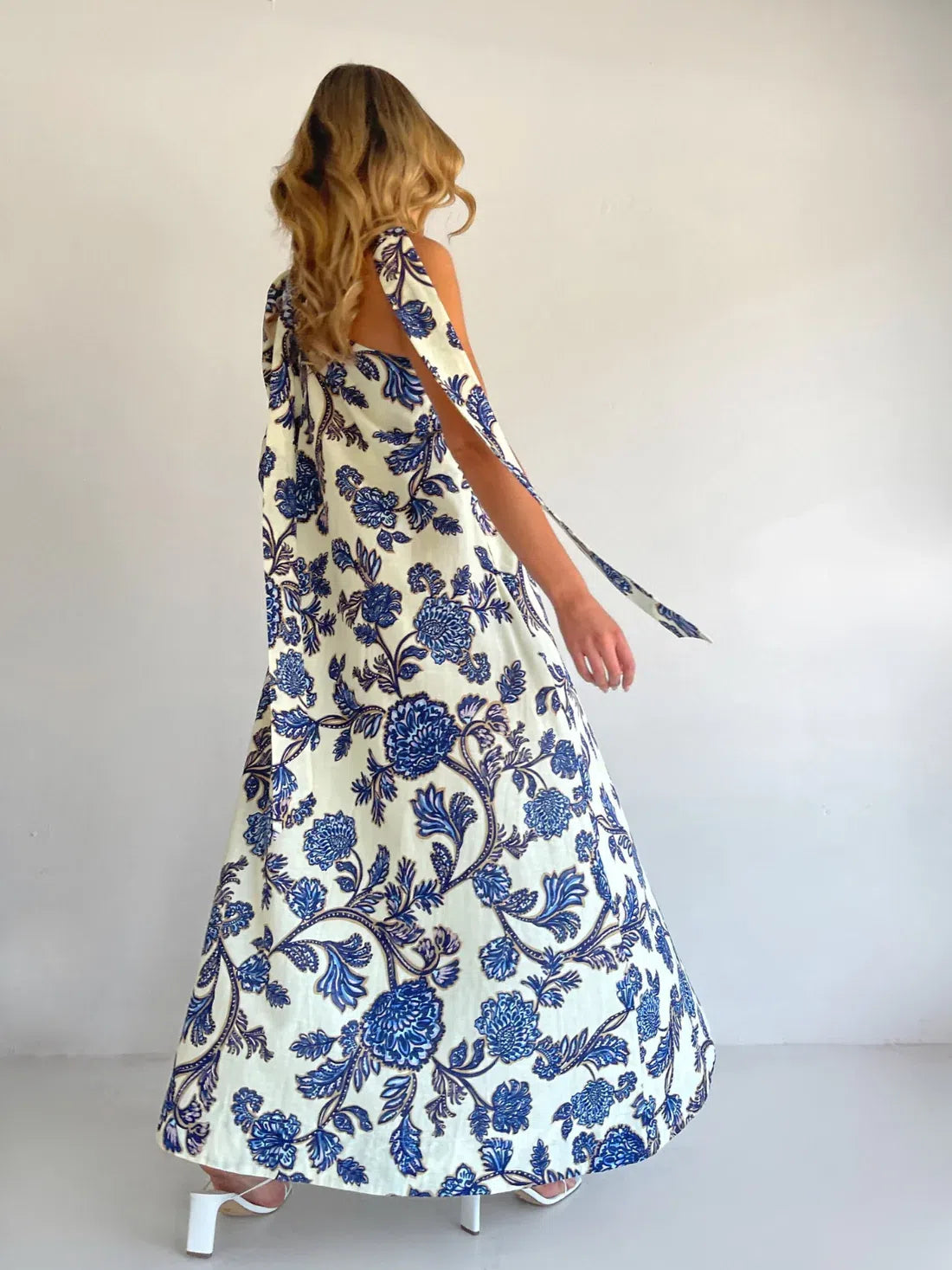 By Nicola Isla Maxi